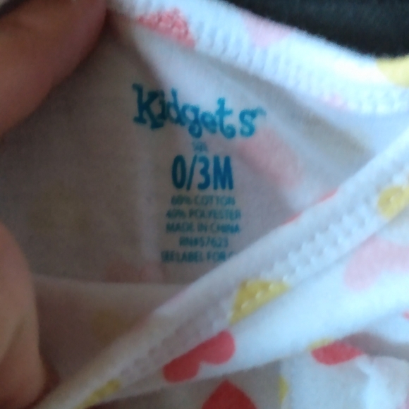 Outfit - Picture 4 of 4